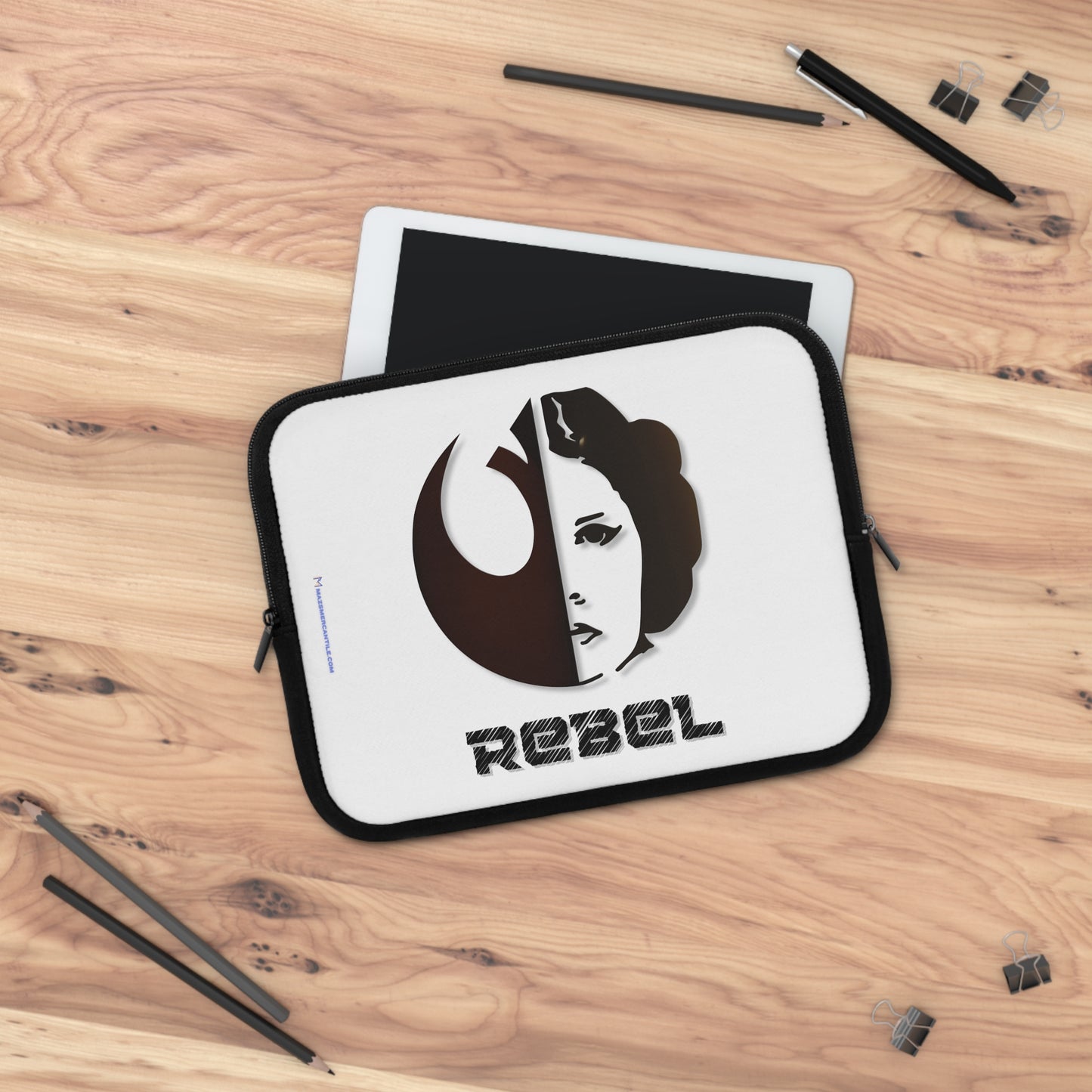 Rebel Leia Tablet/Laptop Sleeve - White